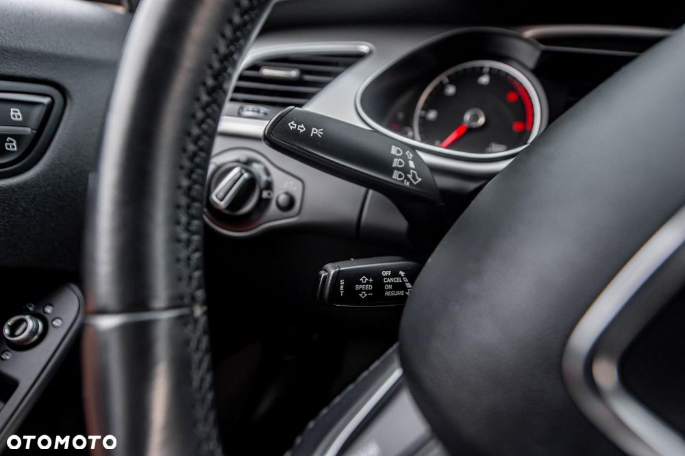 Audi A4 Avant 2.0 TDI S tronic quattro sport - 37