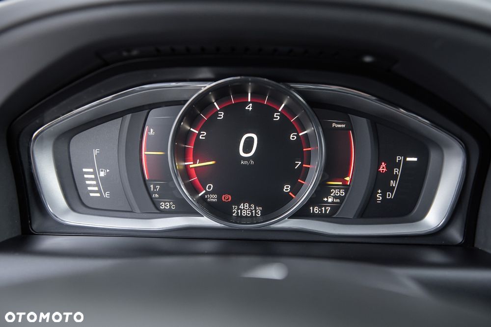 Volvo XC 60 B6 B AWD Geartronic Inscription - 19