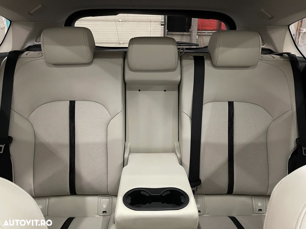 Mazda CX-60 e-Skyactiv PHEV Takumi - 12
