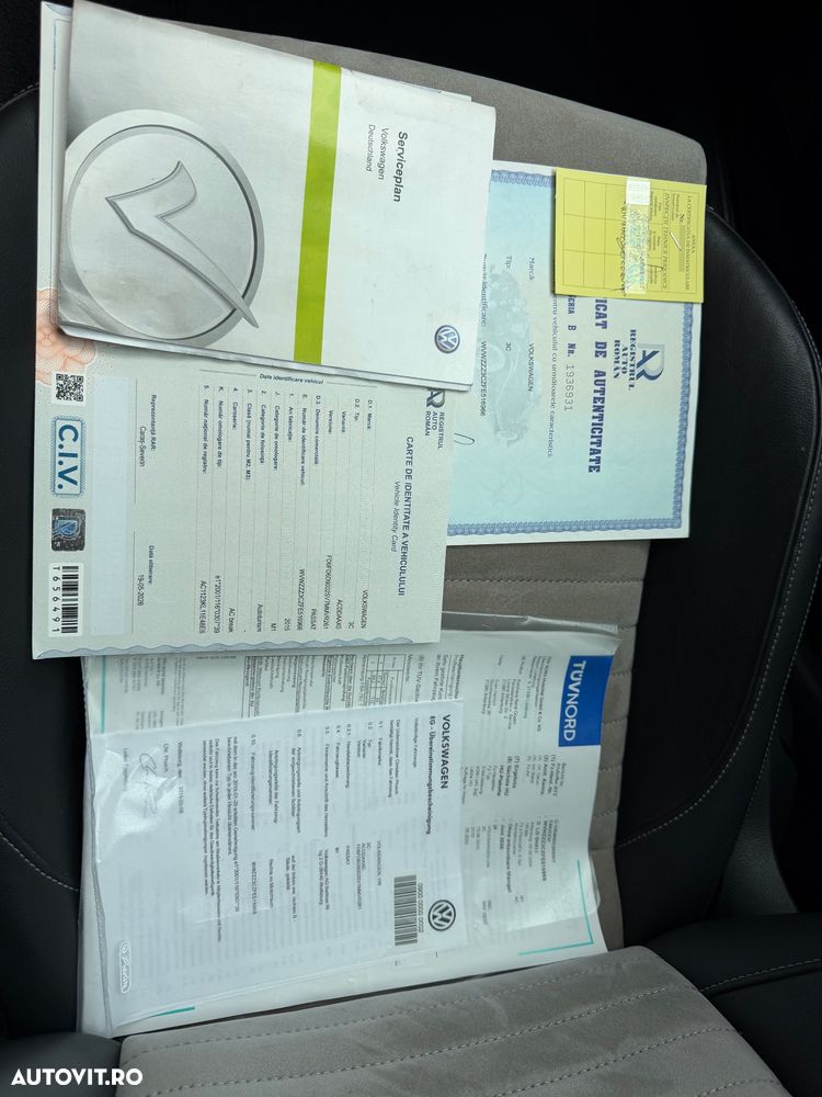 Volkswagen Passat 2.0 TDI SCR DSG Highline - 8