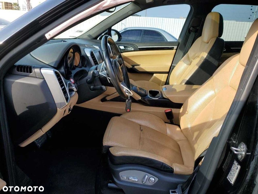 Porsche Cayenne S E-Hybrid 2016 AWD, model USA - 7