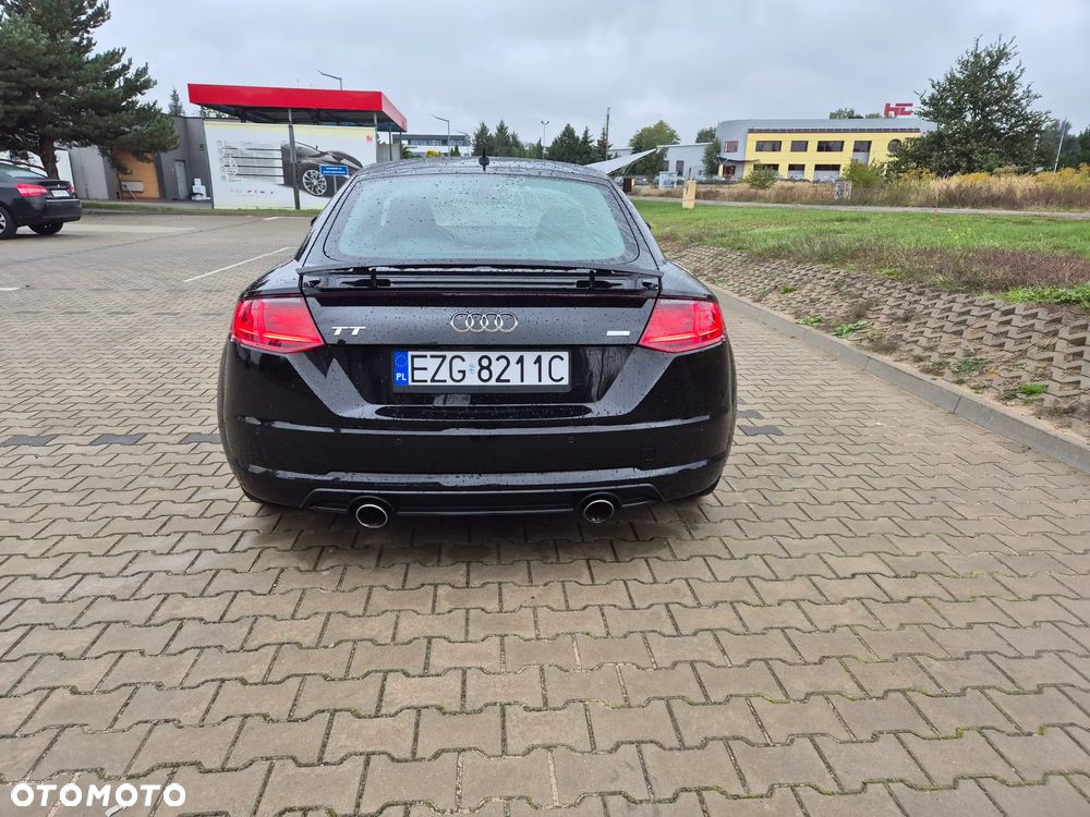 Audi TT S Coupé - 7