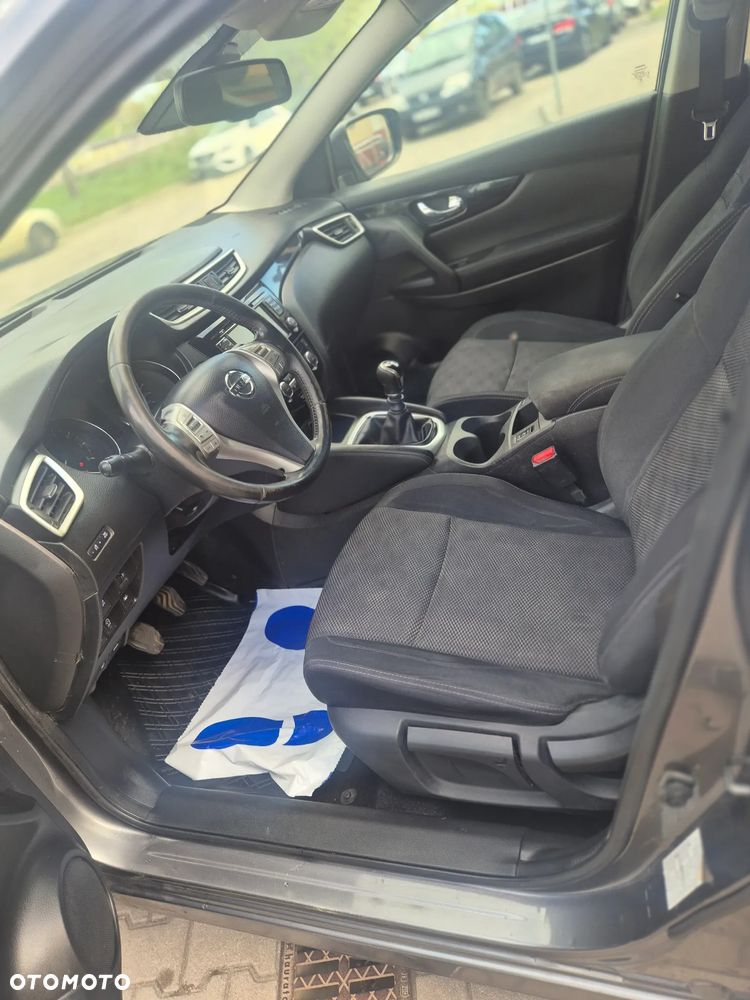 Nissan Qashqai 1.2 DIG-T N-Connecta EU6 - 12