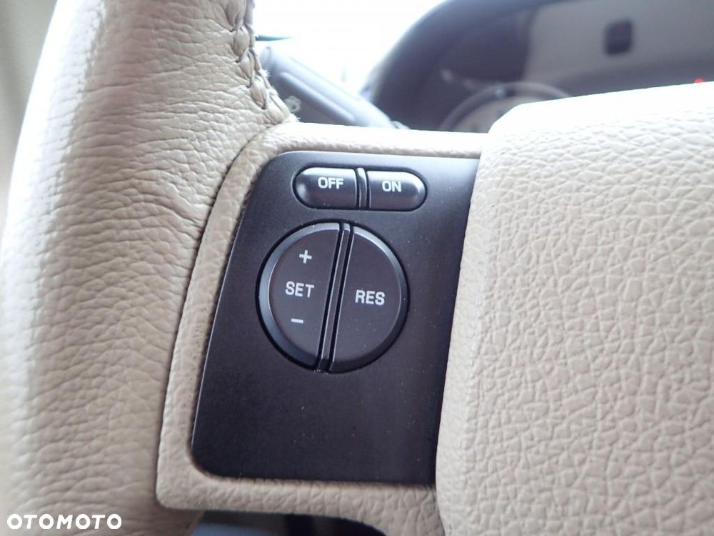 Ford Explorer 4.6 4WD - 6