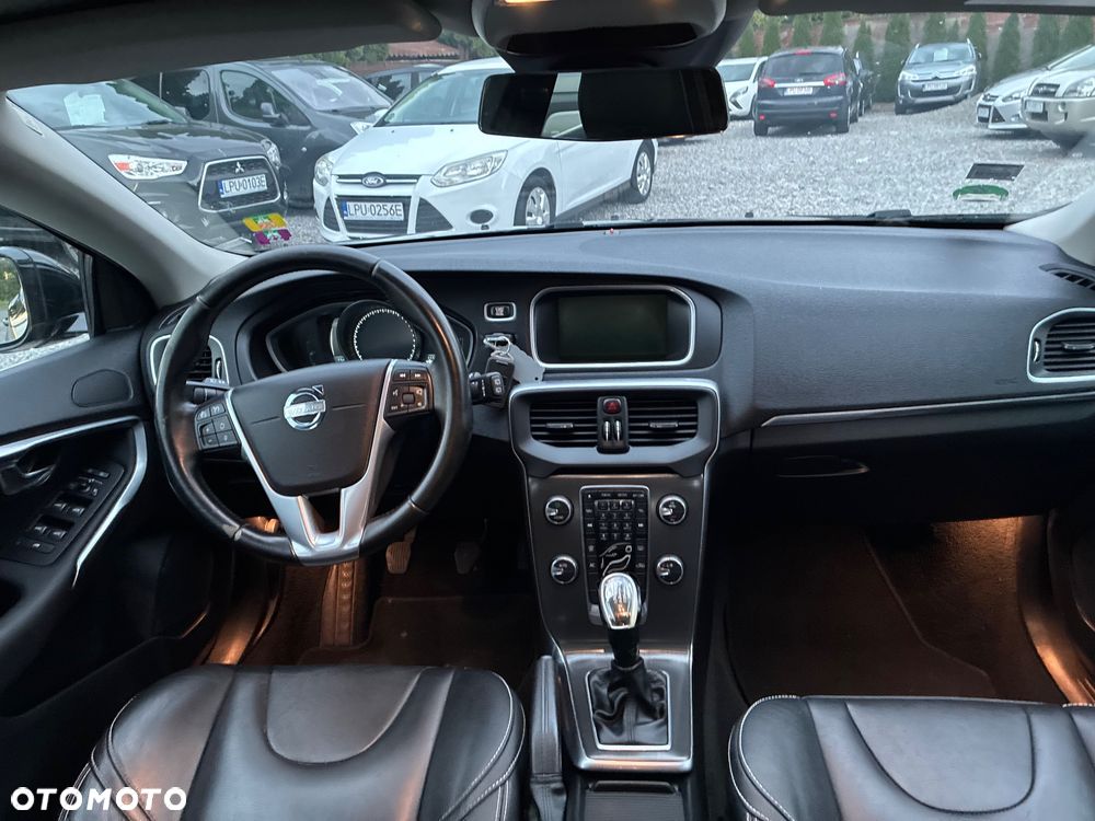 Volvo V40 - 12
