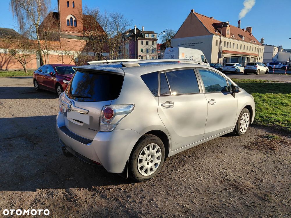 Toyota Verso 2.0 D-4D 7-Sitzer Executive - 3