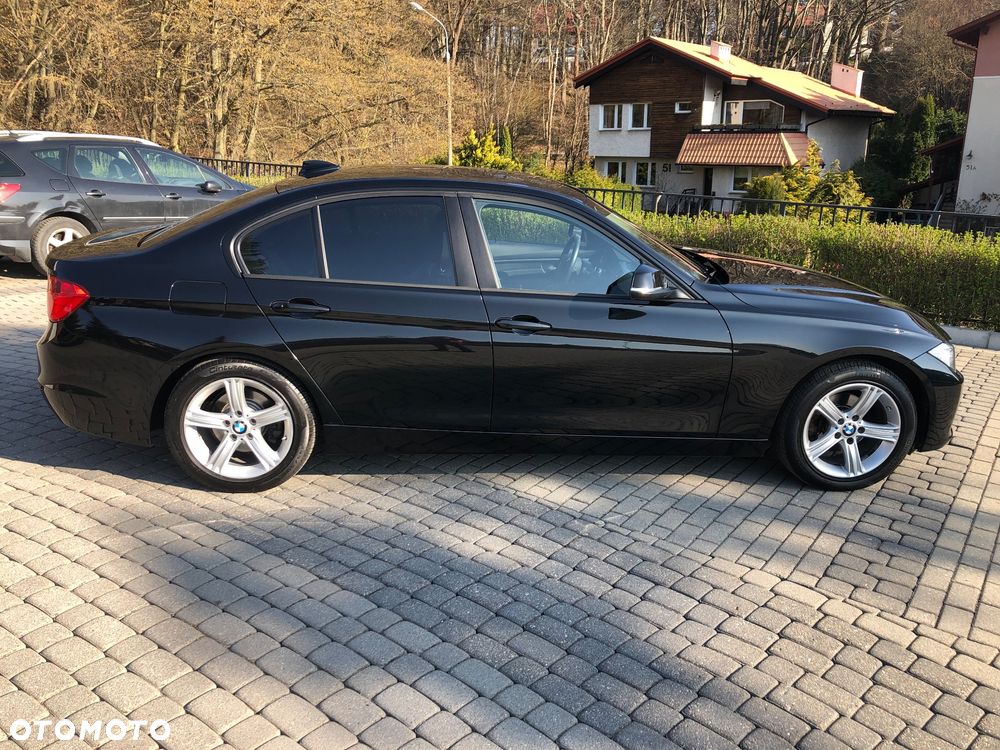 BMW Seria 3 316i - 7