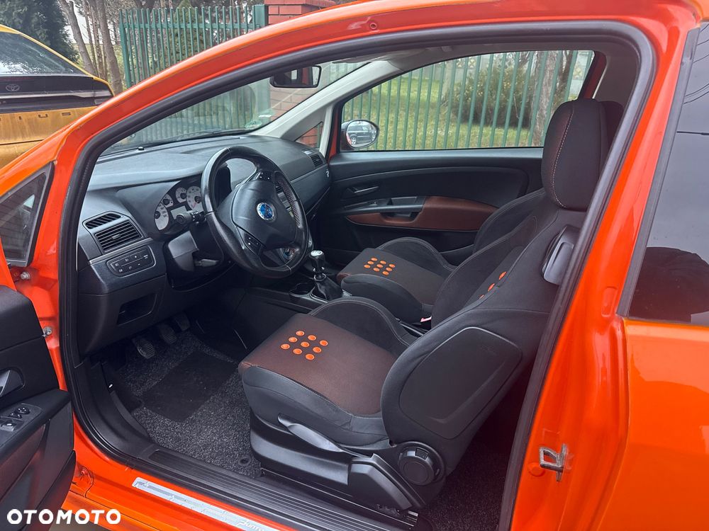 Fiat Grande Punto - 19