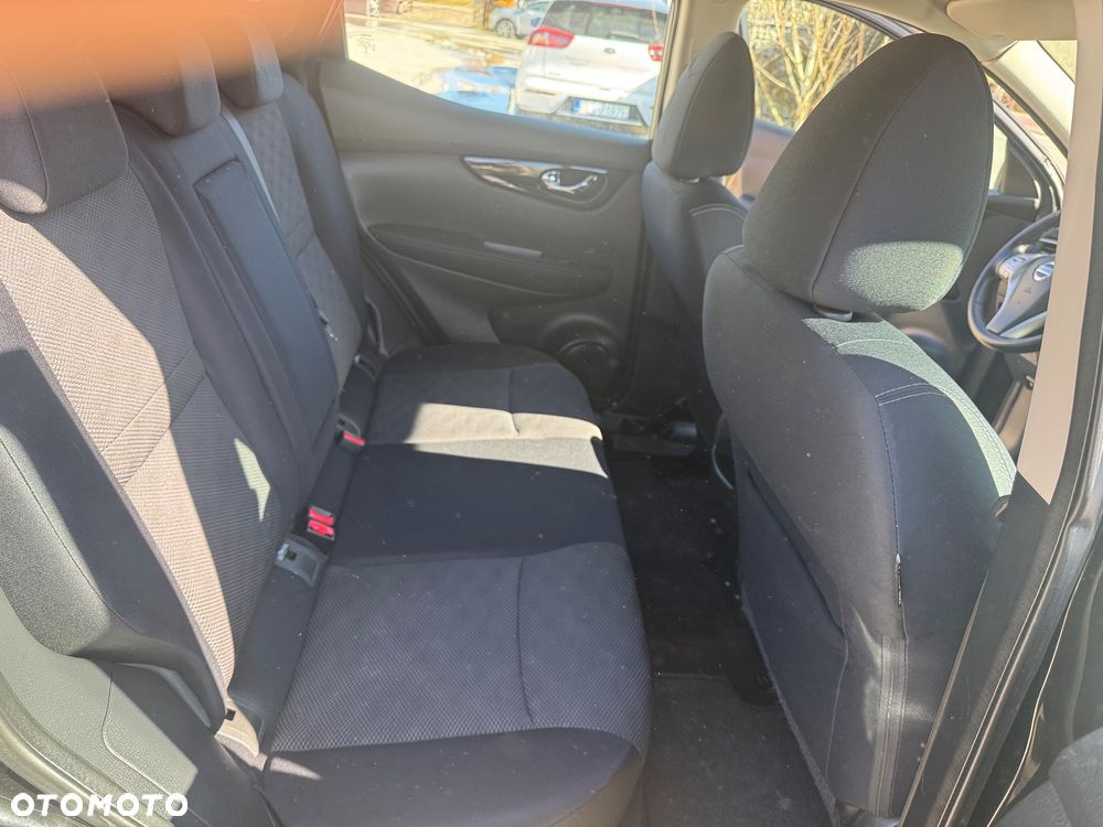Nissan Qashqai 1.6 dCi 4 x 4 DPF Start/Stop acenta - 16