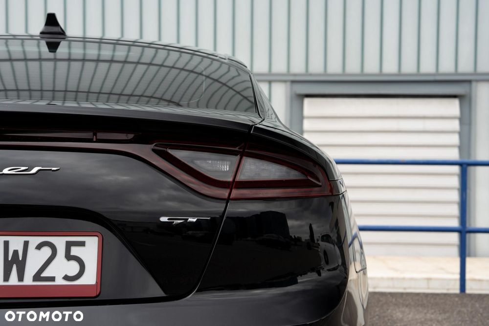 Kia Stinger - 24