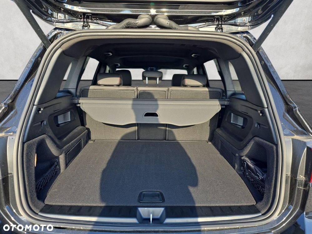 Mercedes-Benz GLB - 17