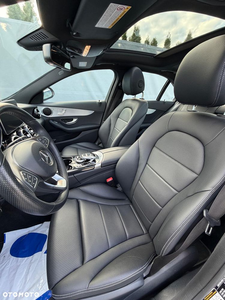 Mercedes-Benz Klasa C 300 7G-TRONIC AMG Line - 25