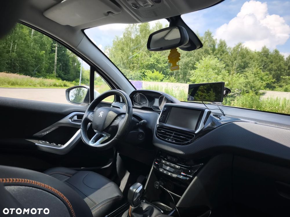 Peugeot 2008 1.2 Pure Tech Crossway S&S - 23