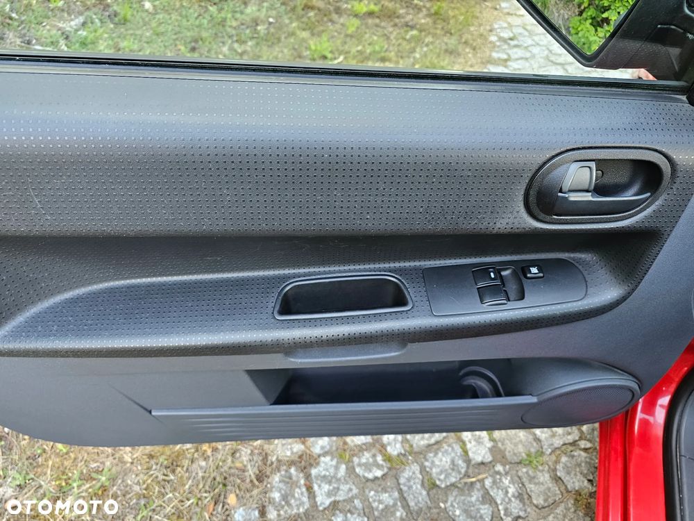 Mitsubishi Colt 1.1 - 13