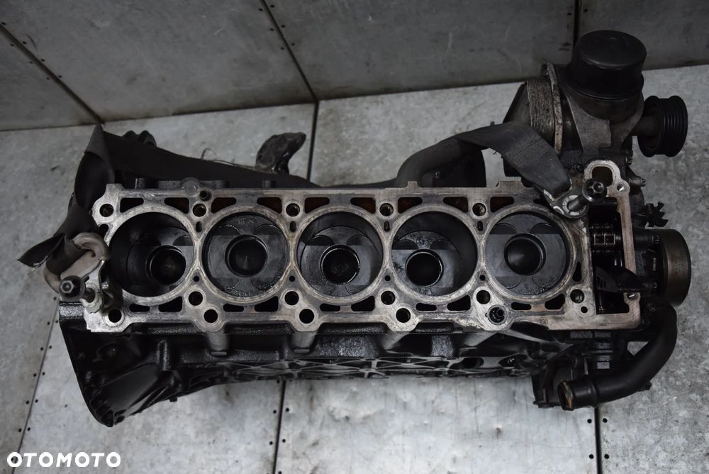 JEEP GRAND CHEROKEE WJ 2.7 CRD BLOK SILNIKA - 2