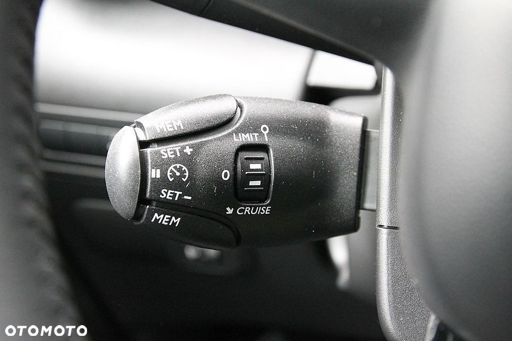 Citroën C3 Aircross 1.2 PureTech Max S&S EAT6 - 18