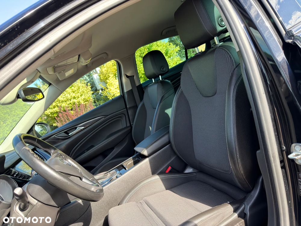 Opel Insignia - 20