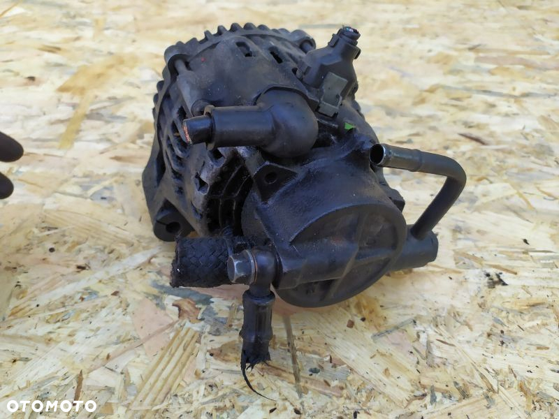 ALTERNATOR POMPA VCCU HYUNDAI KIA 2.0D 3730027012 - 4