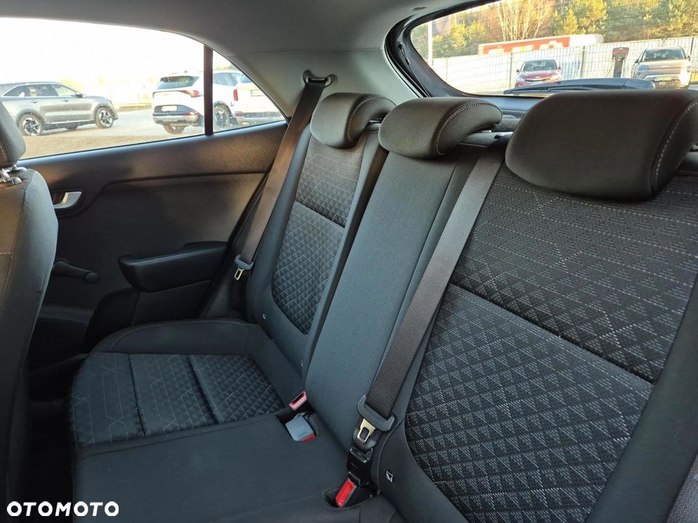 Kia Rio 1.0 T-GDI M DCT - 17