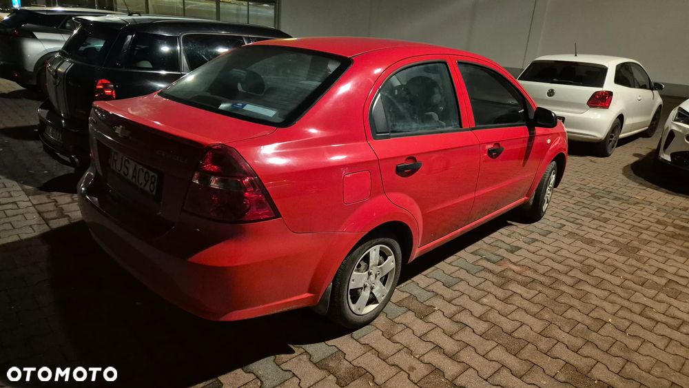 Chevrolet Aveo - 9