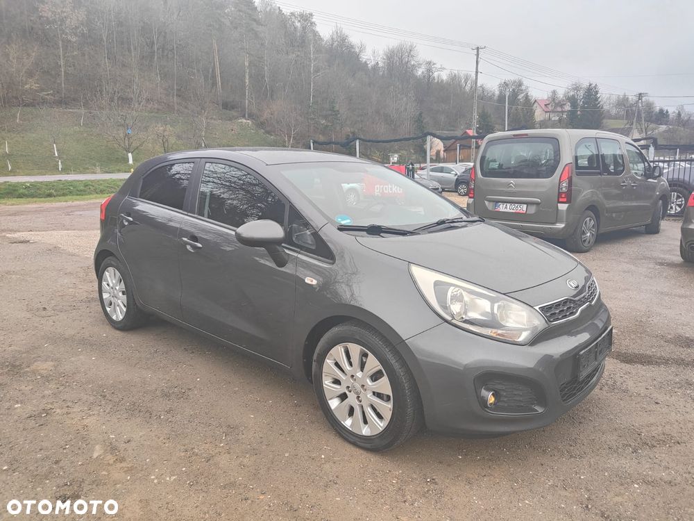 Kia Rio 1.2 Dream-Team Edition - 17