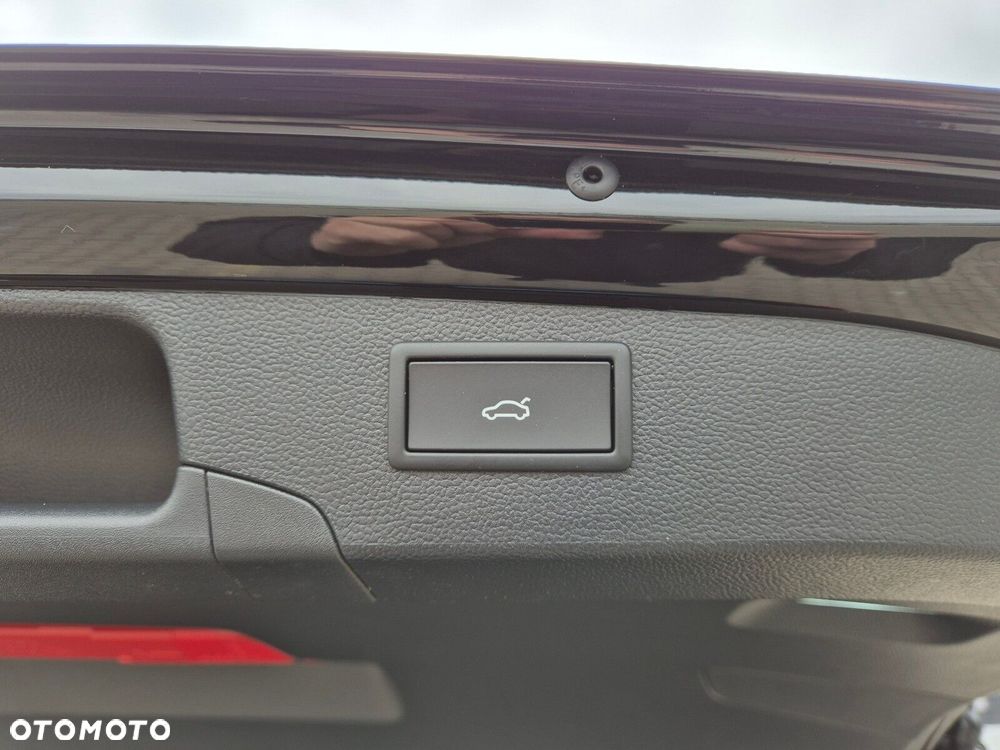 Skoda Superb 2.0 TDI SCR Selection DSG - 19