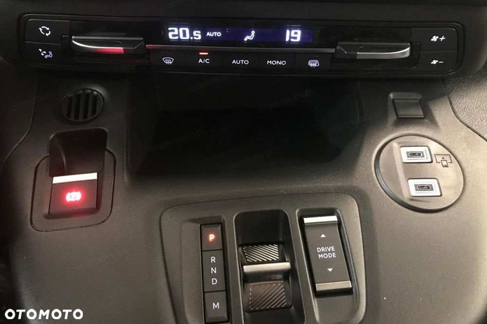 Peugeot Partner Van XL L2H1 Zabudowa Brygadowa EAT8 1.5 130KM - 14