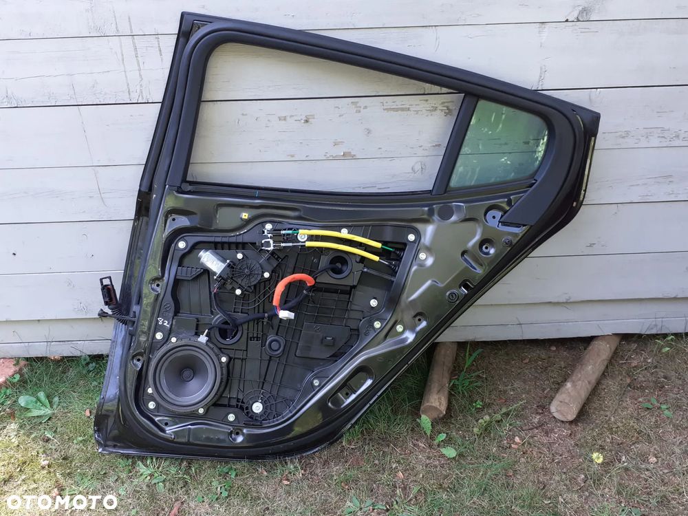 Kia Stinger GT Drzwi Tylne Prawe Kompletne - 2