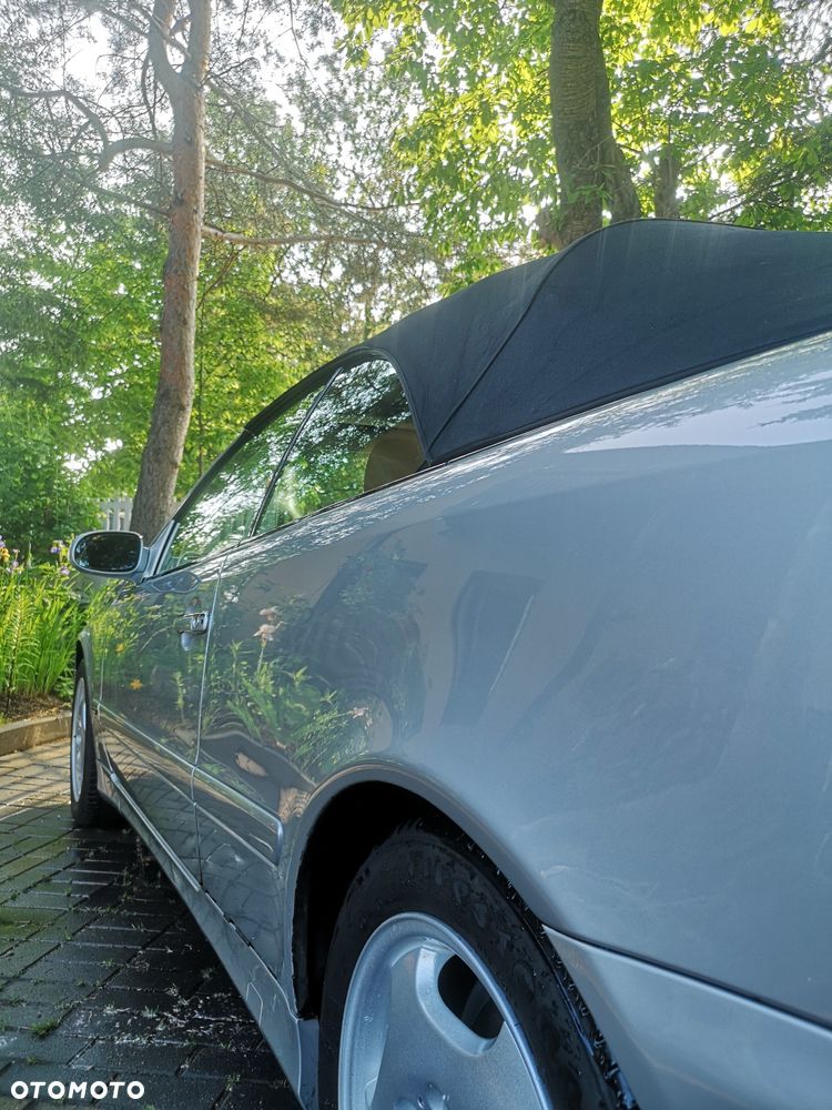 Mercedes-Benz CLK - 5