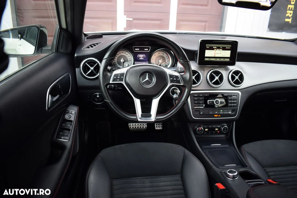 Mercedes-Benz GLA 250 4MATIC 7G-DCT AMG Line - 14
