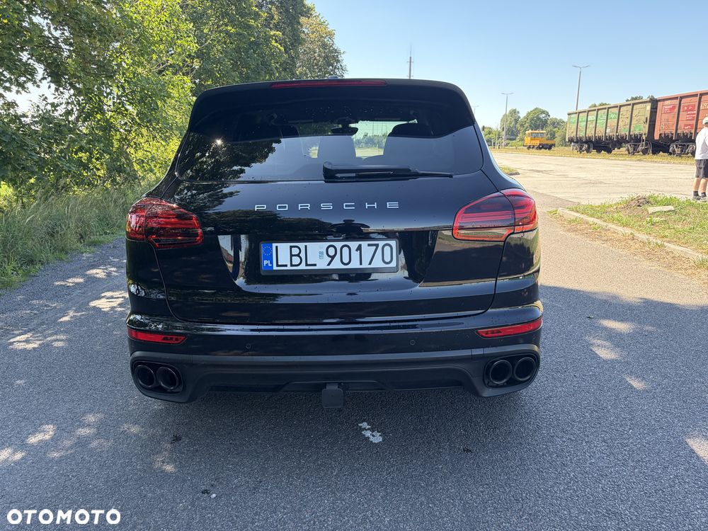 Porsche Cayenne Platinum Edition - 11