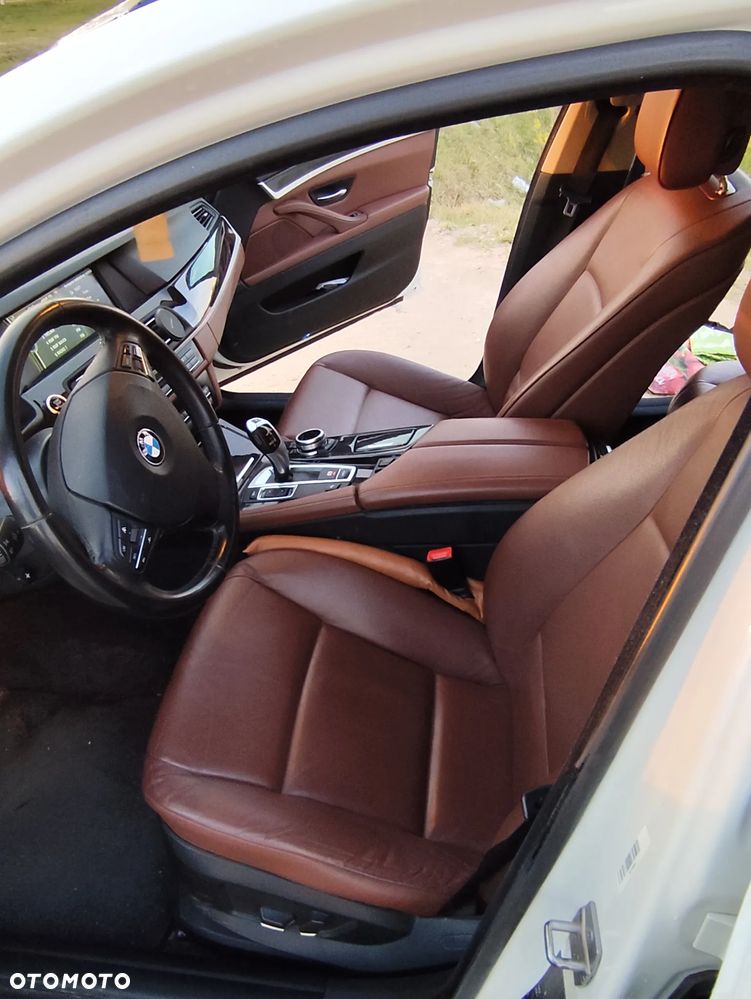 BMW Seria 5 520d - 8