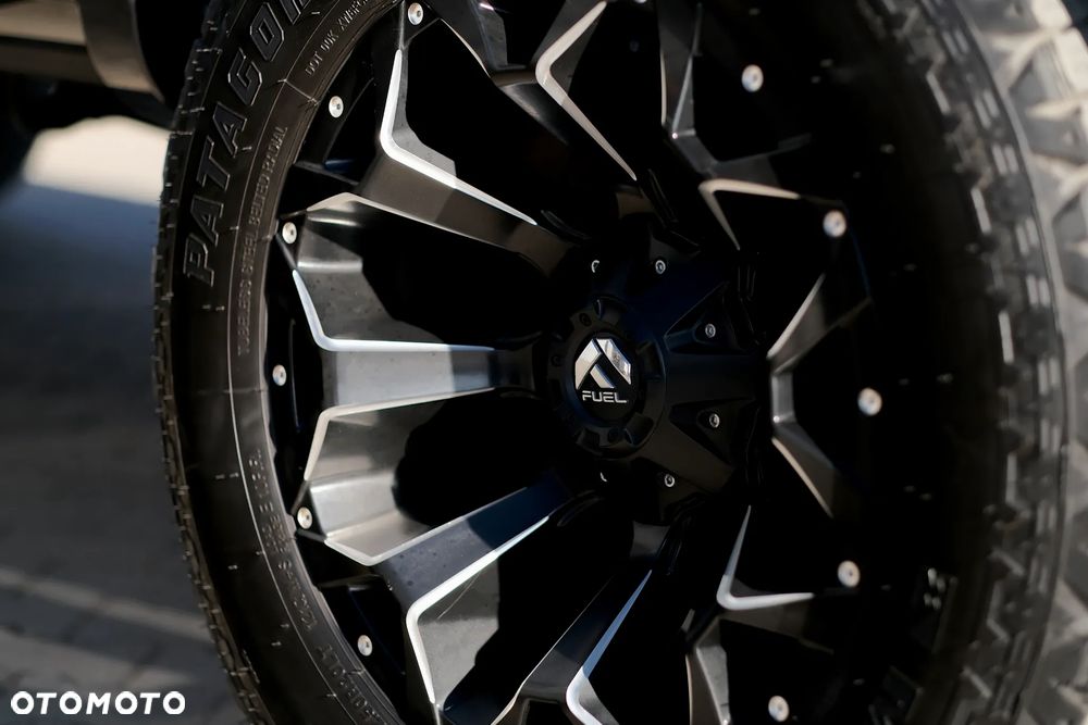 RAM 1500 5.7 Crew Cab Shortbed Bighorn Chrome - 13