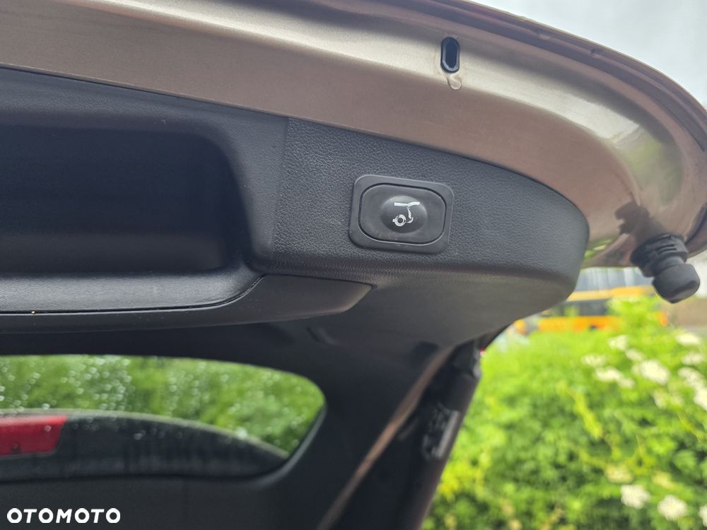 Ford Focus 1.0 EcoBoost STart-Stopp-System TITANIUM X - 31