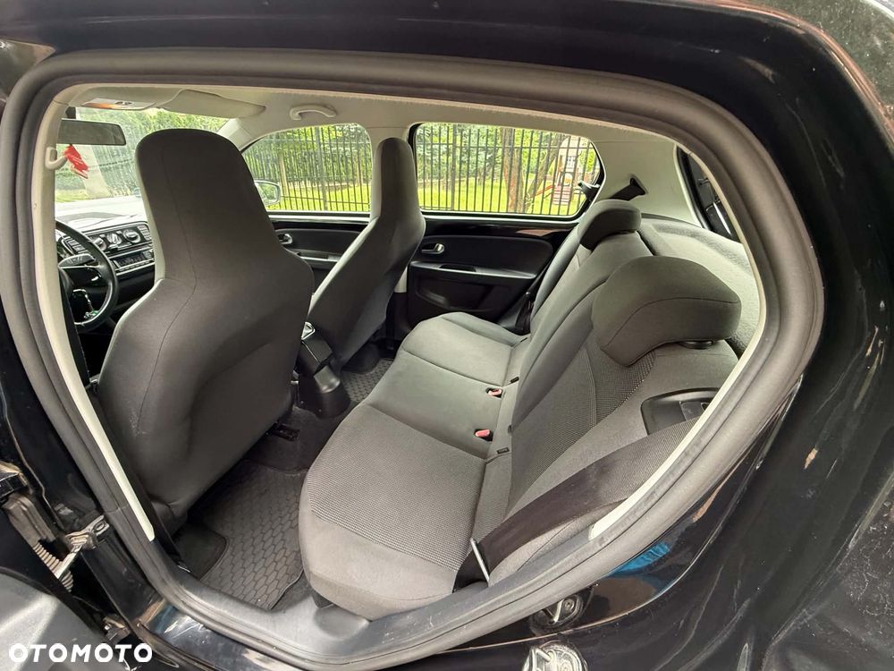 Volkswagen up! 1.0 high - 11