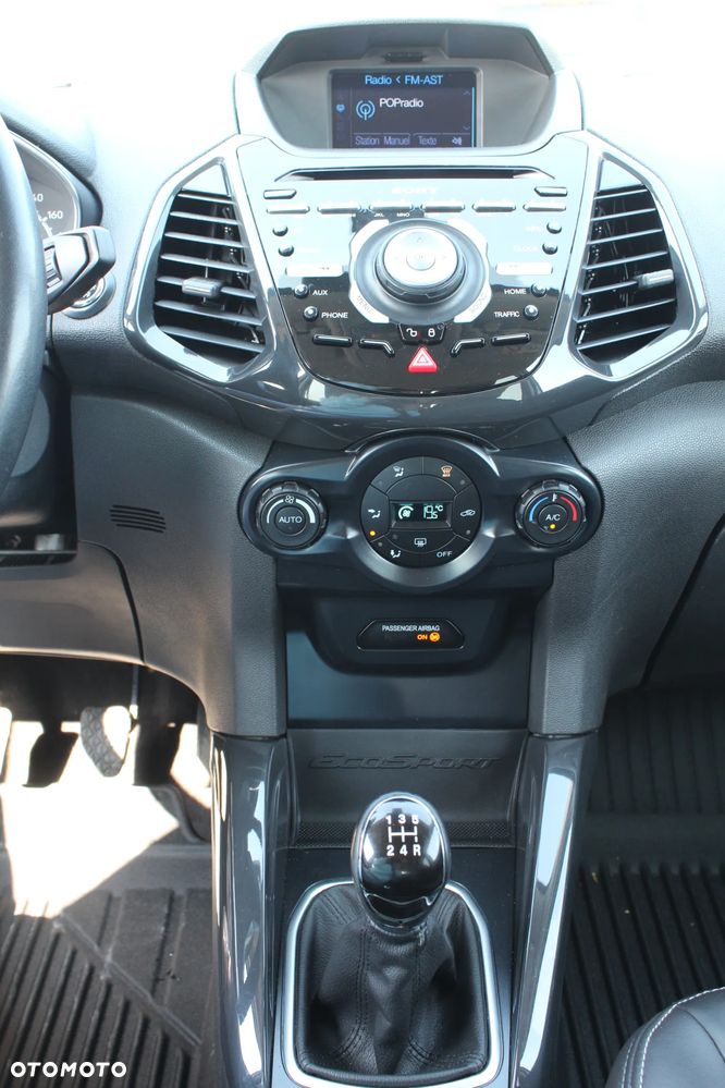 Ford EcoSport 1.0 EcoBoost TITANIUM - 29