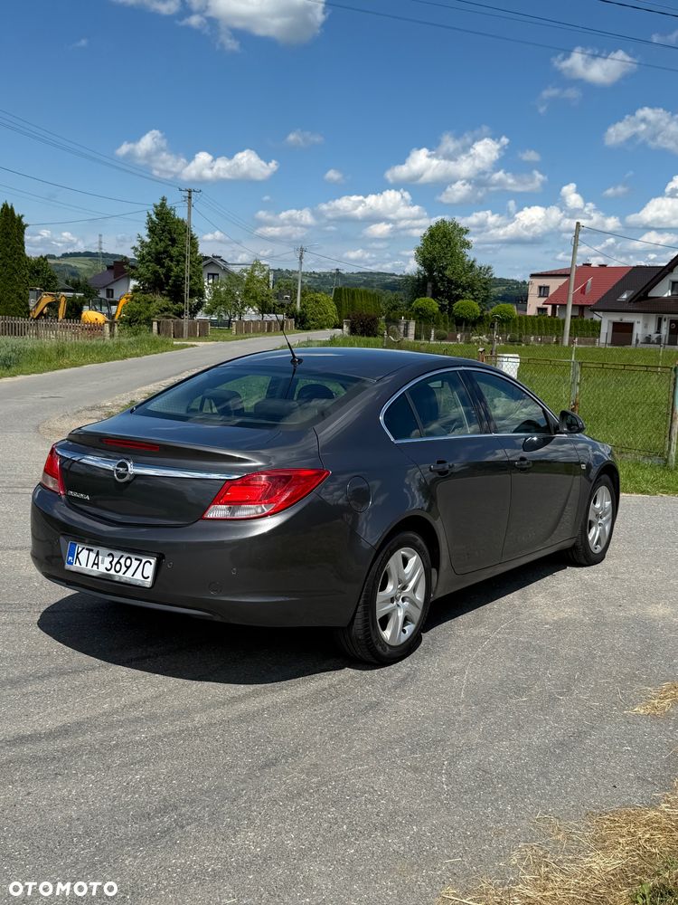 Opel Insignia 1.8 - 3