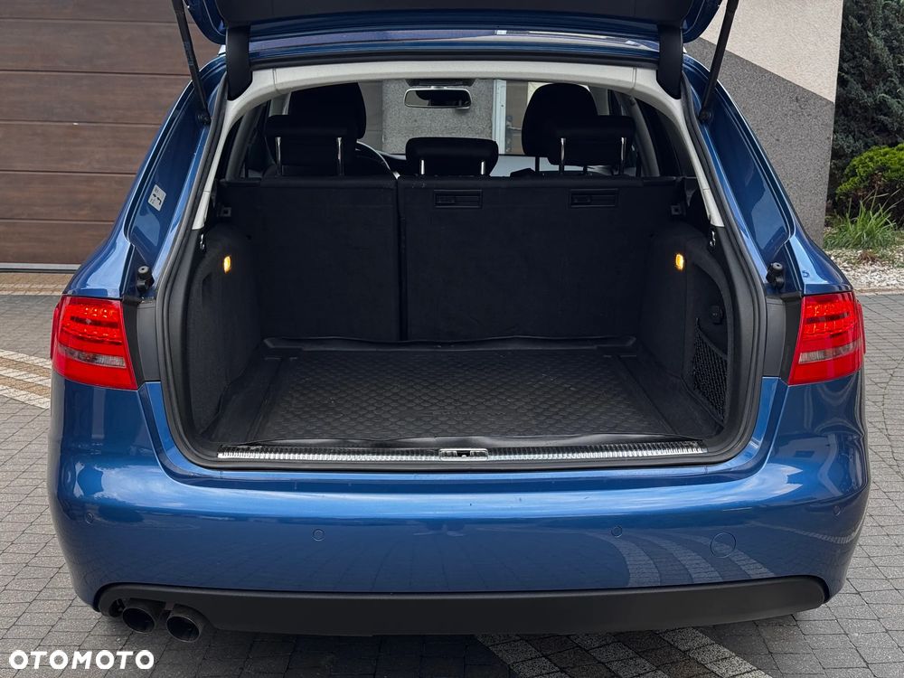 Audi A4 Avant 2.0 TDI DPF quattro Ambition - 16