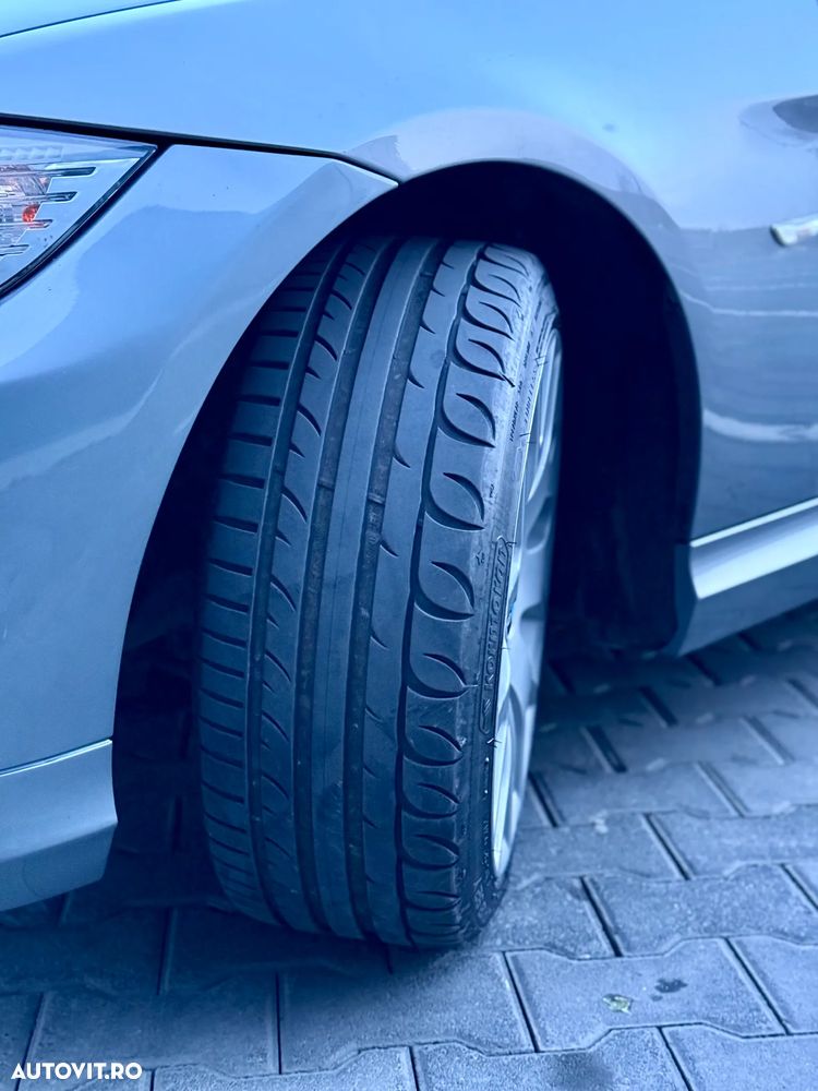 BMW Seria 3 320d - 17