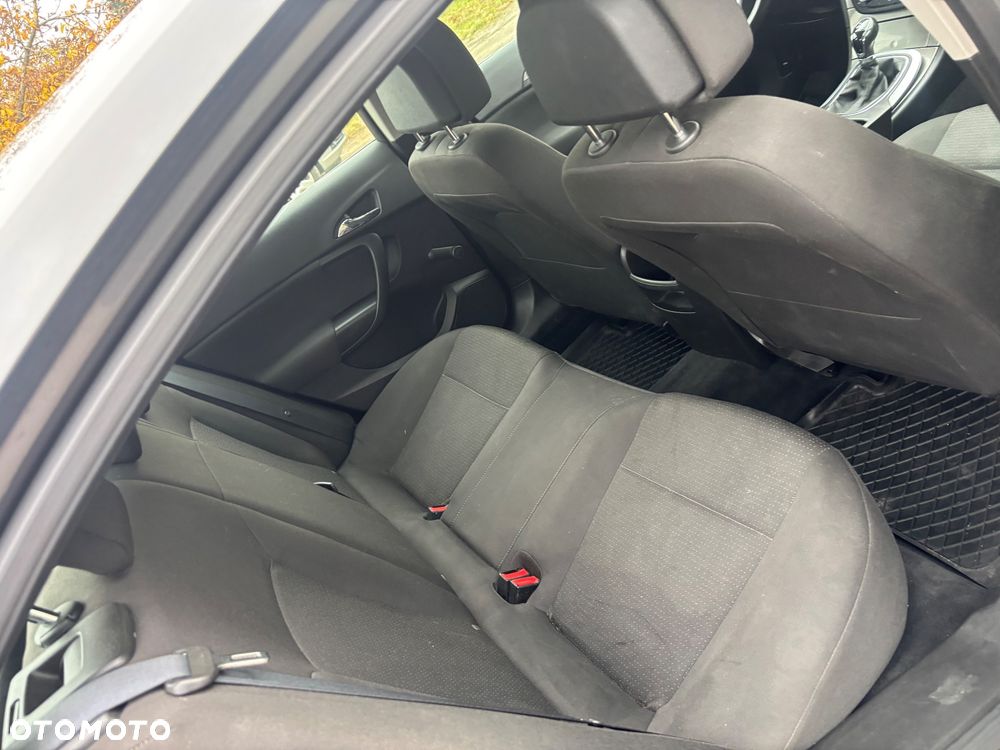 Opel Insignia 1.6 - 18