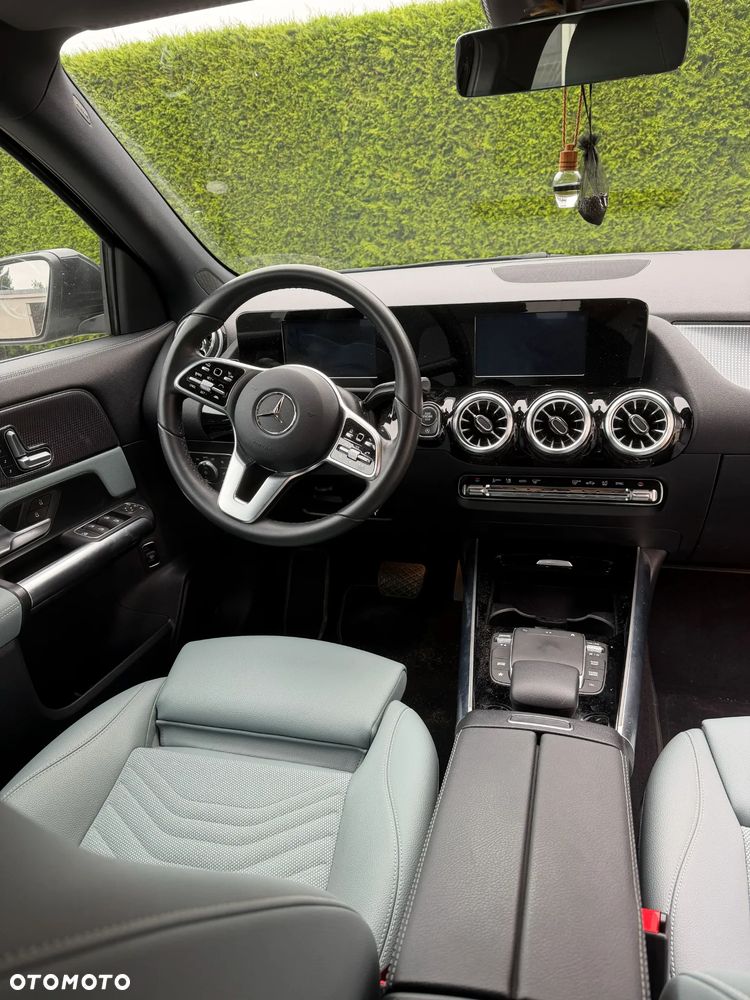 Mercedes-Benz GLA 220 d AMG Line - 12