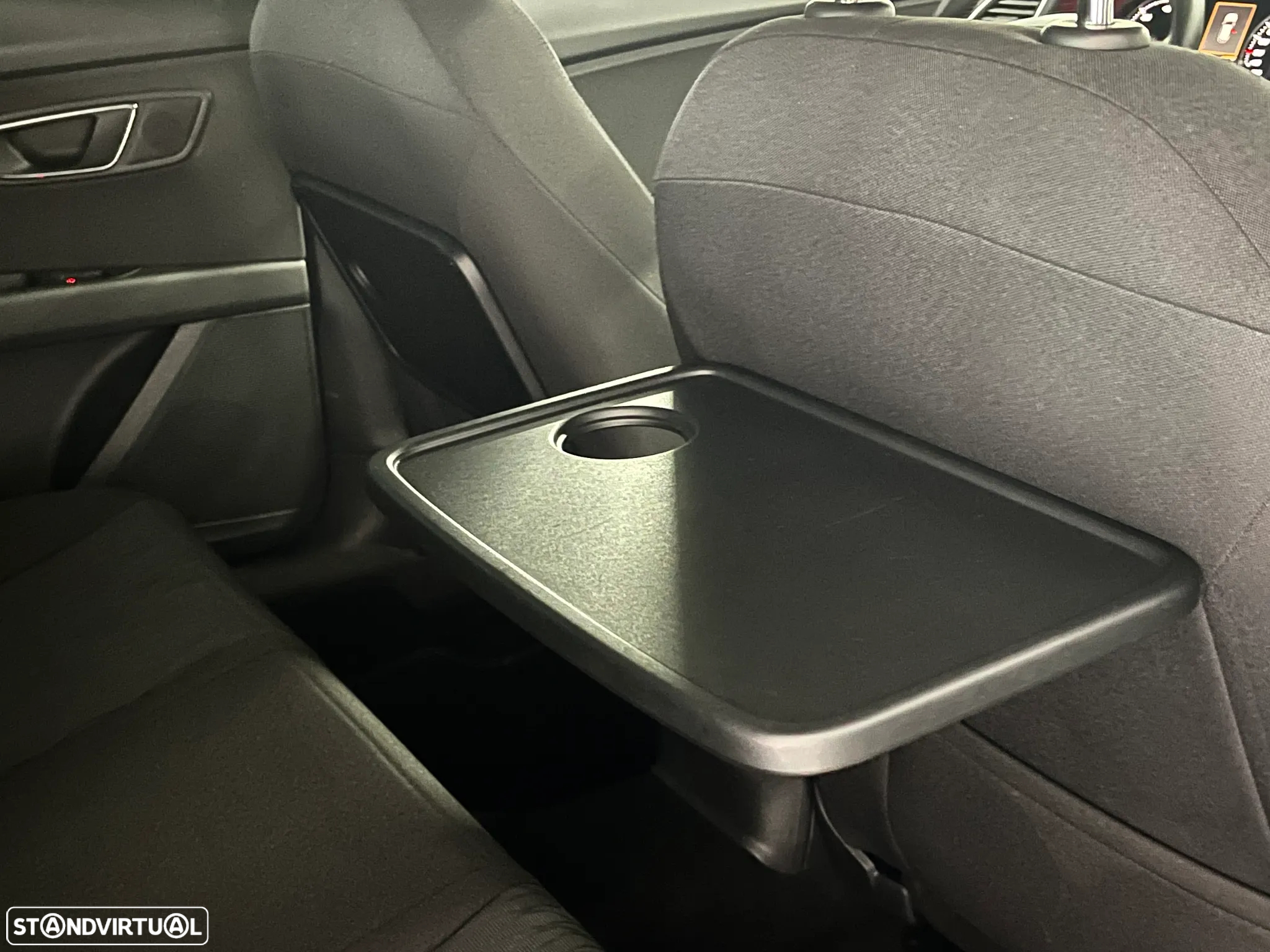 SEAT Leon ST 1.6 TDI Reference Ecomotive - 19