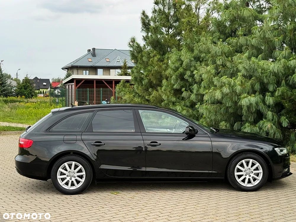 Audi A4 Avant 2.0 TDI 116g DPF Attraction - 16