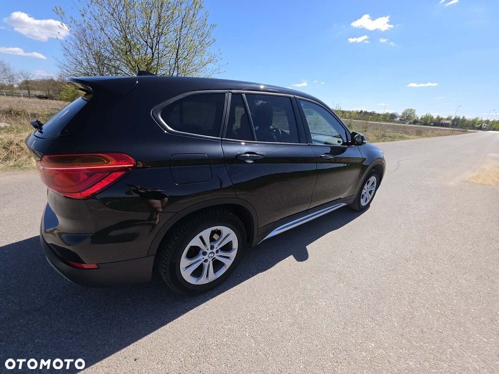 BMW X1 sDrive18d Advantage - 11