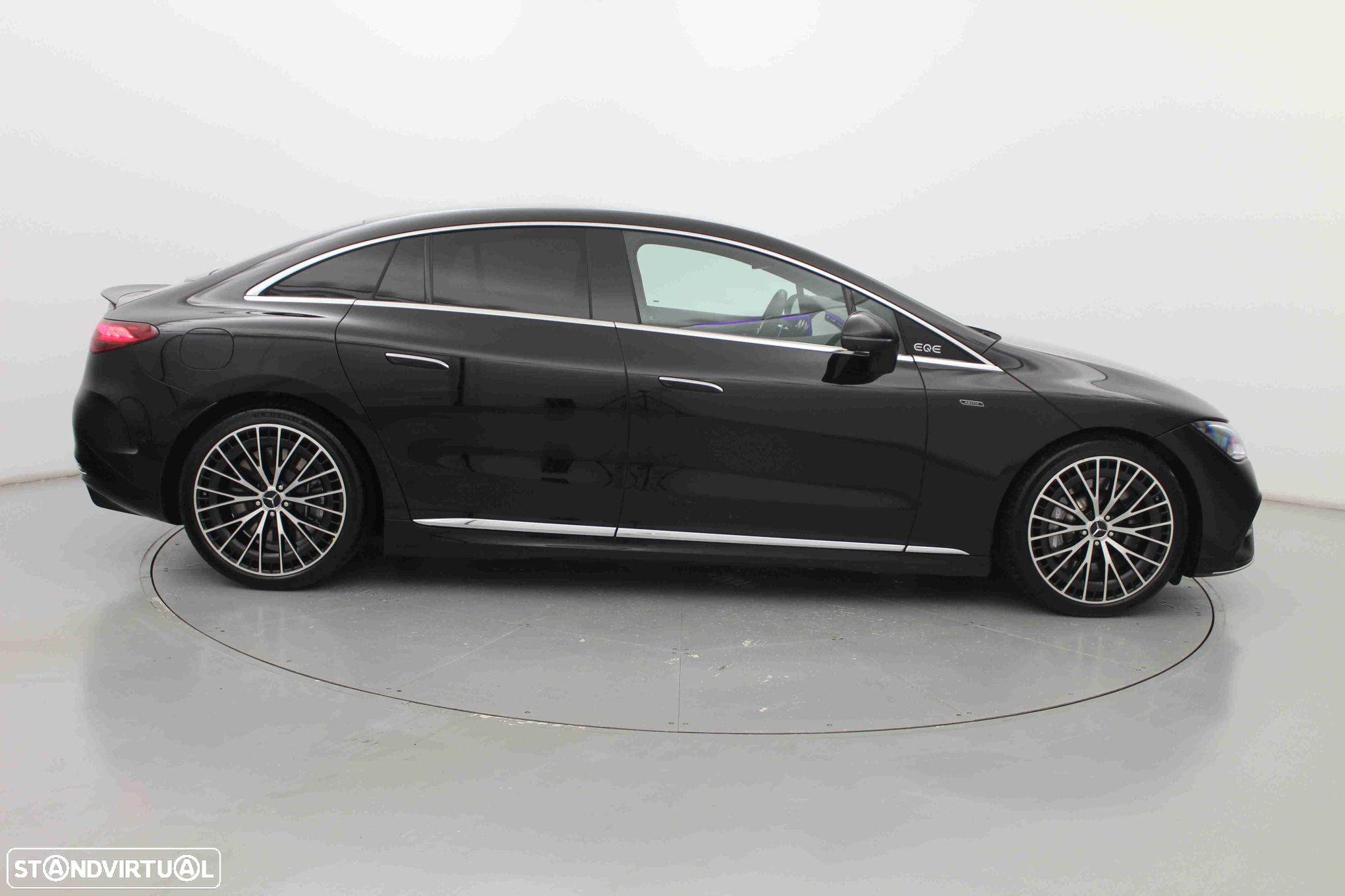 Mercedes-Benz EQE 43 AMG 4Matic - 6