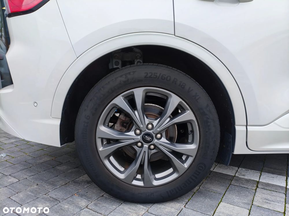 Ford Kuga 2.5P PHEV FWD ST-Line X - 40