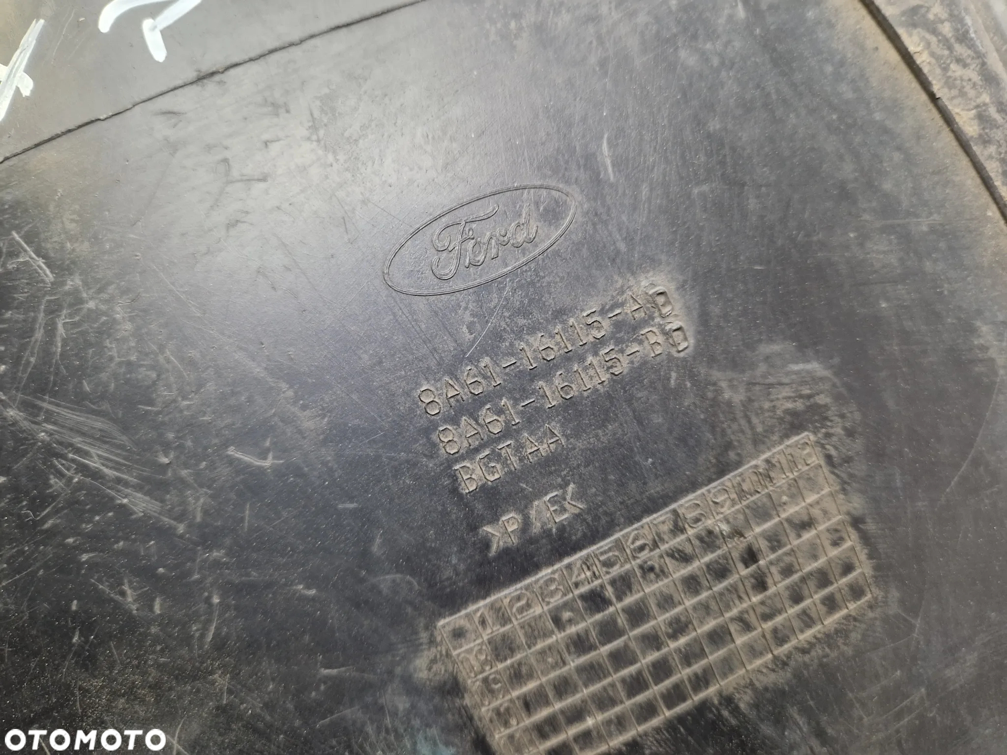 Nadkole przód przednie lewe Ford Fiesta MK7 - 4