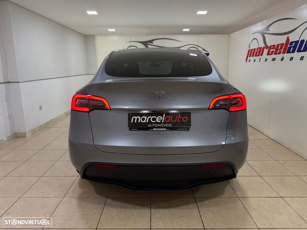 Tesla Model Y Long Range Tração Integral - 12