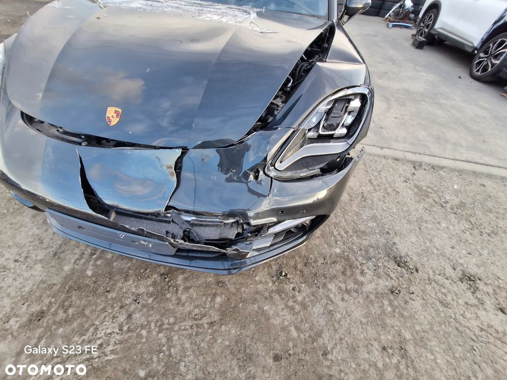 Porsche Panamera 4 E-Hybrid 10 Years Edition - 9