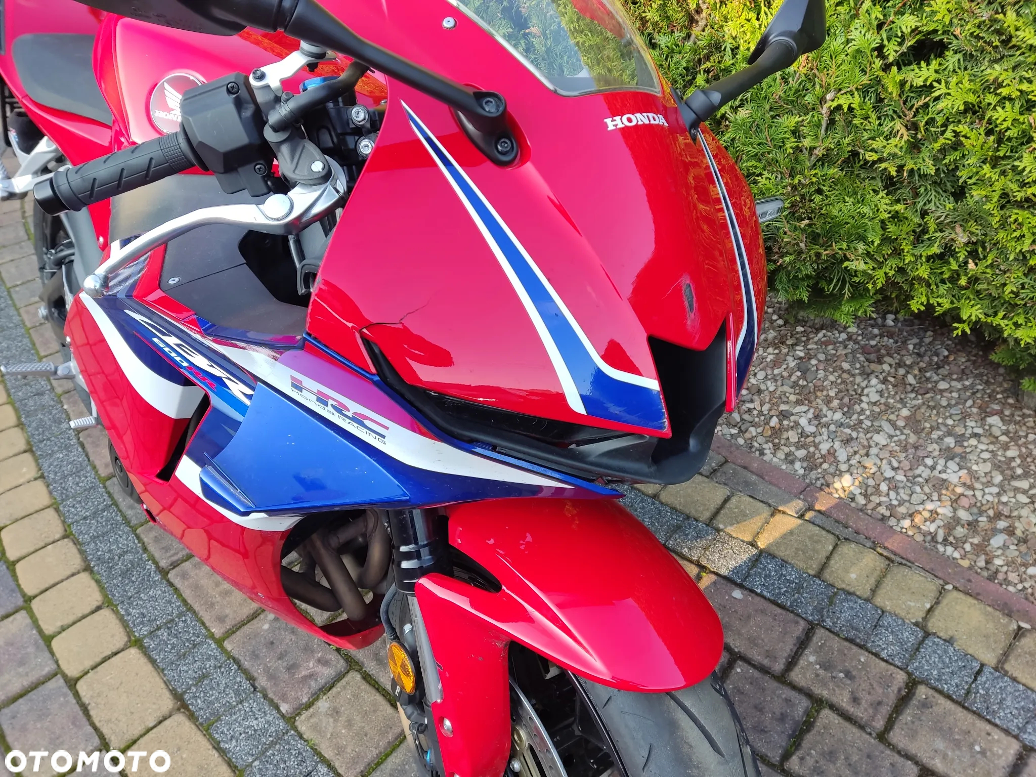 Honda CBR - 15